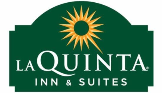 La Quinta Inn & Suites By Wyndham Louisville Ne - Old Henry Rd Buitenkant foto